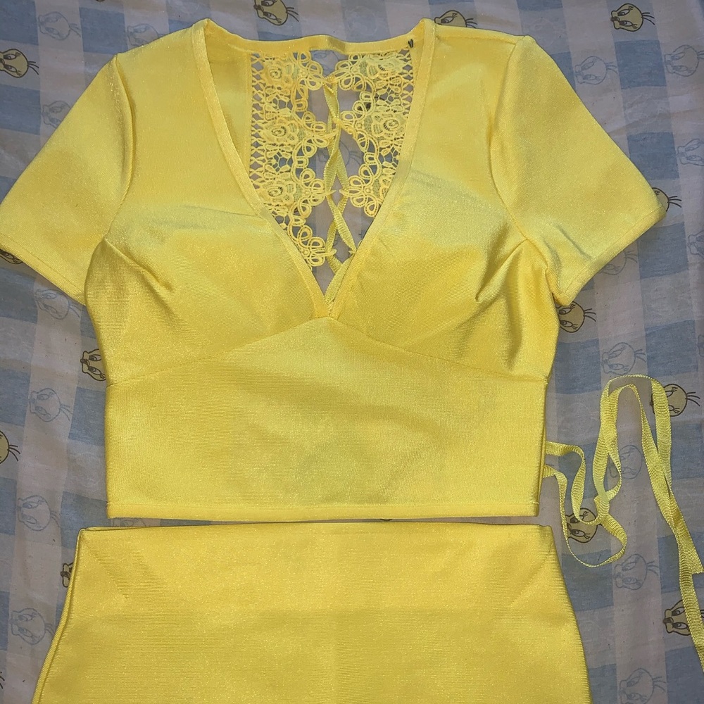 Yellow 2 piece set